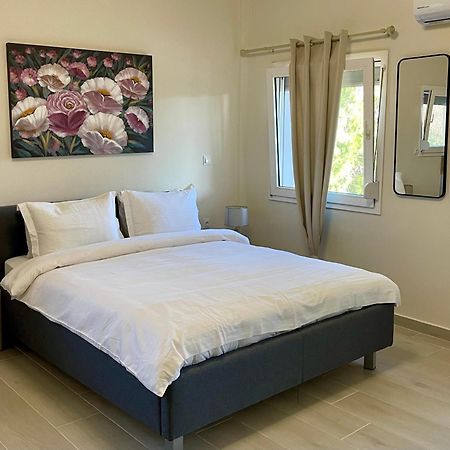 Lemnos Urban Escape Apartment มิรินา ภายนอก รูปภาพ