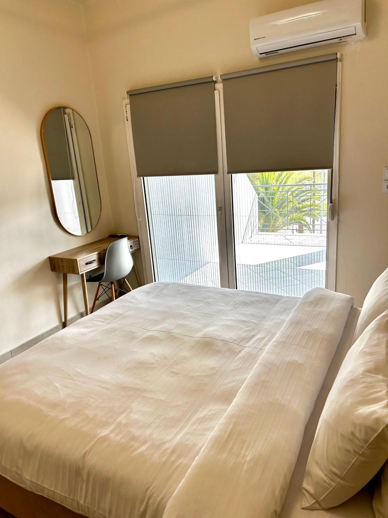 Lemnos Urban Escape Apartment มิรินา ภายนอก รูปภาพ