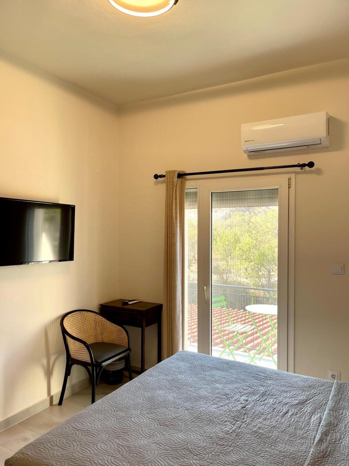 Lemnos Urban Escape Apartment มิรินา ภายนอก รูปภาพ