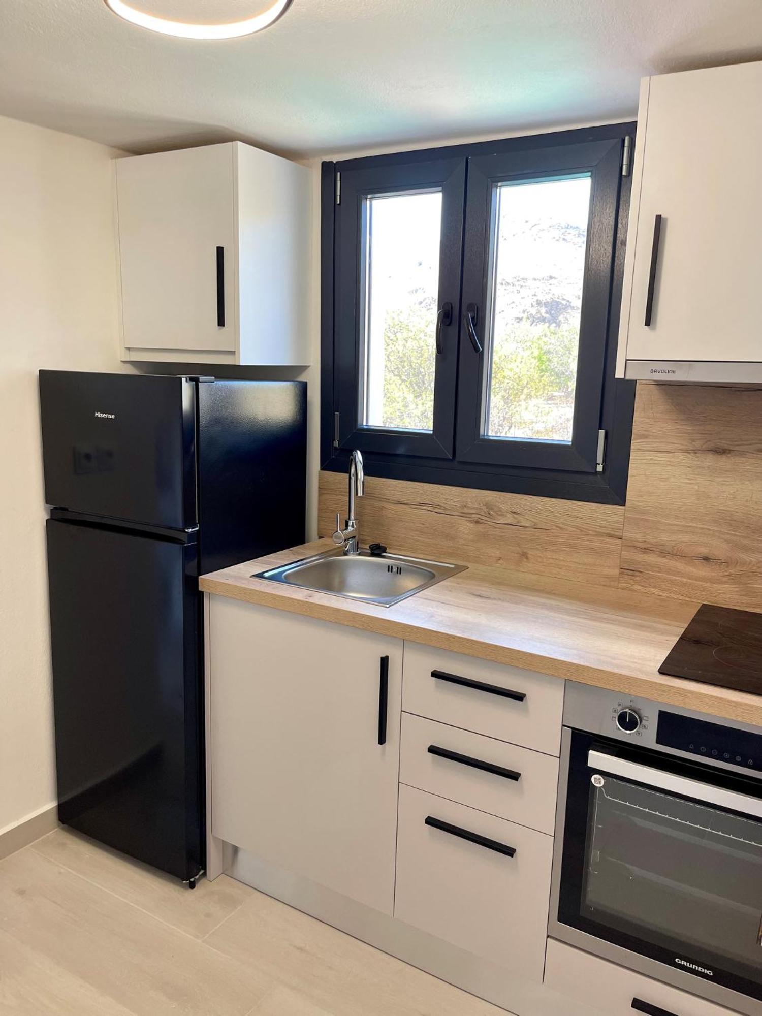 Lemnos Urban Escape Apartment มิรินา ภายนอก รูปภาพ